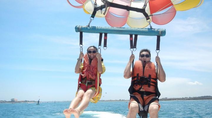 Bali Trip Host Tour - Package : Sea Walker + Parasailing Adventure